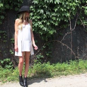 Stone Cold Fox white Bolas dress NWOT Size M